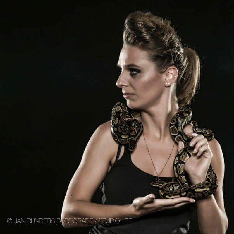 Snake shoot